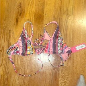 Xhilaration swimsuit top